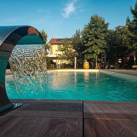 La Tenuta Di Santo Stefano Agri Resort & Spa Fossano Exterior foto